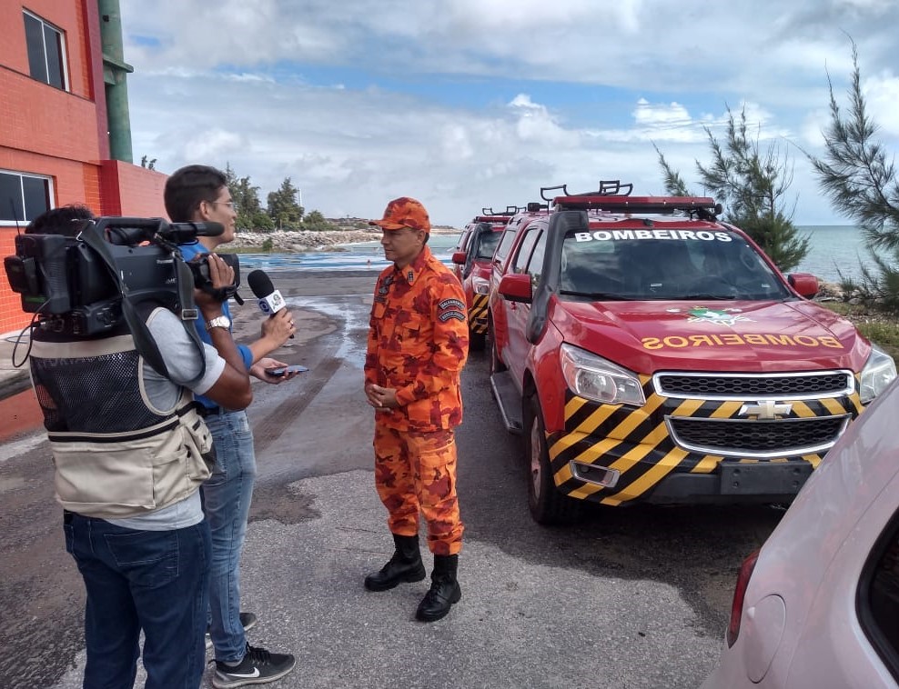 bota para proteção à picadas de cobras