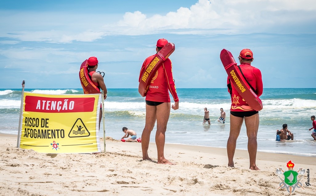 Bombeiros resgatam criança no Caça e Pesca
