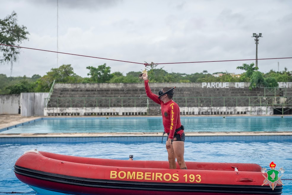 Desafio Da Piscina 2021 Desafio Impossivel Da Piscina Congelada Jogar