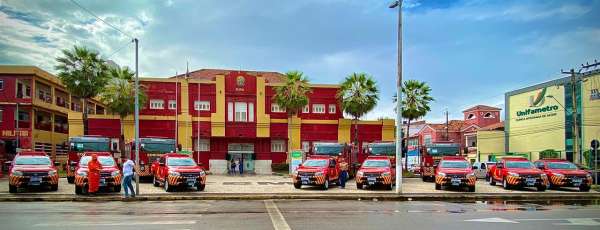 Corpo de Bombeiros recebe do Governo do Ceará 137 equipamentos e viaturas