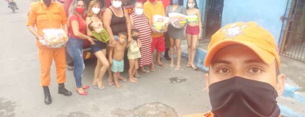 Corpo de Bombeiros realiza campanha Natal Solidário em Itapipoca