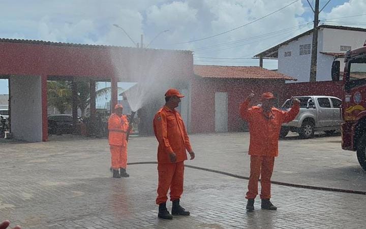 3ª Companhia do 2º Batalhão presta homenagem a ao tenente Izaias e tenente Alessandro