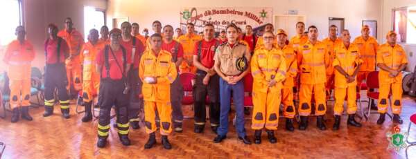 Comandante do 1º Batalhão realiza visita a 1ª Companhia na Jacarecanga