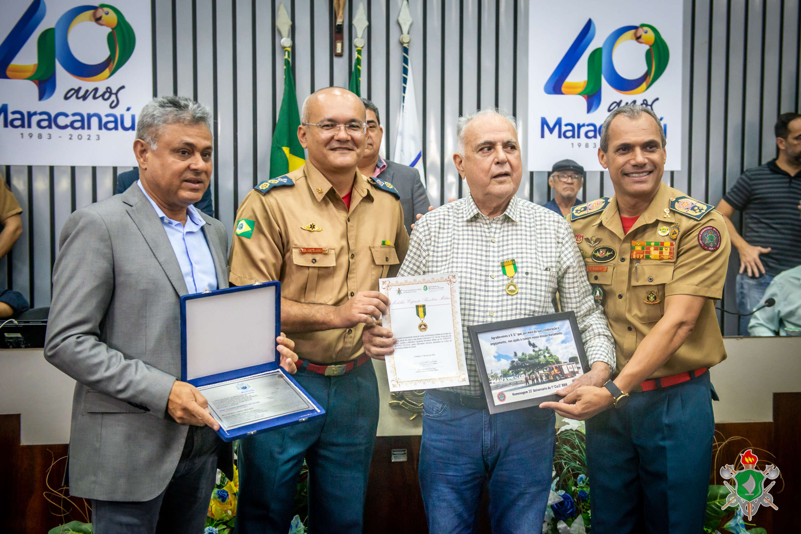 Câmara de vereadores presta homenagem ao Corpo de Bombeiros de Maracanaú