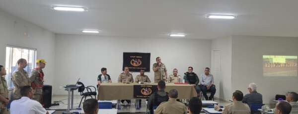 Bombeiros Militares iniciam Curso de Prevenção e Combate à Incêndio Florestal
