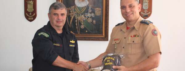 Reunião fortalece parceria entre forças militares no Ceará