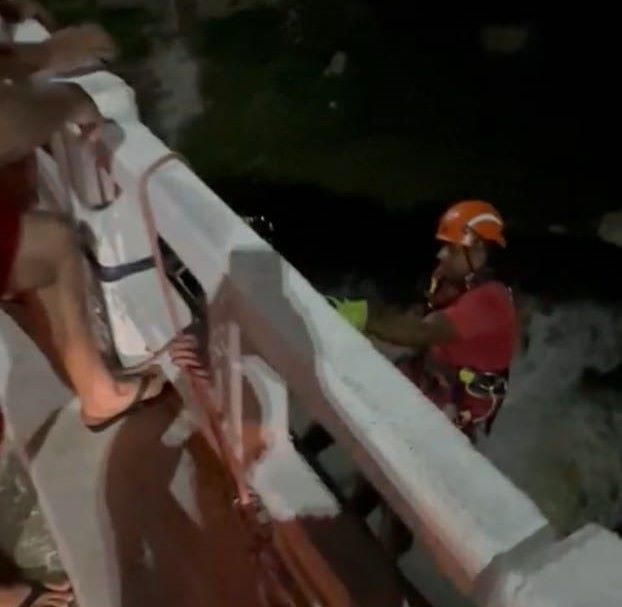 Corpo de Bombeiros resgata pescador em barragem