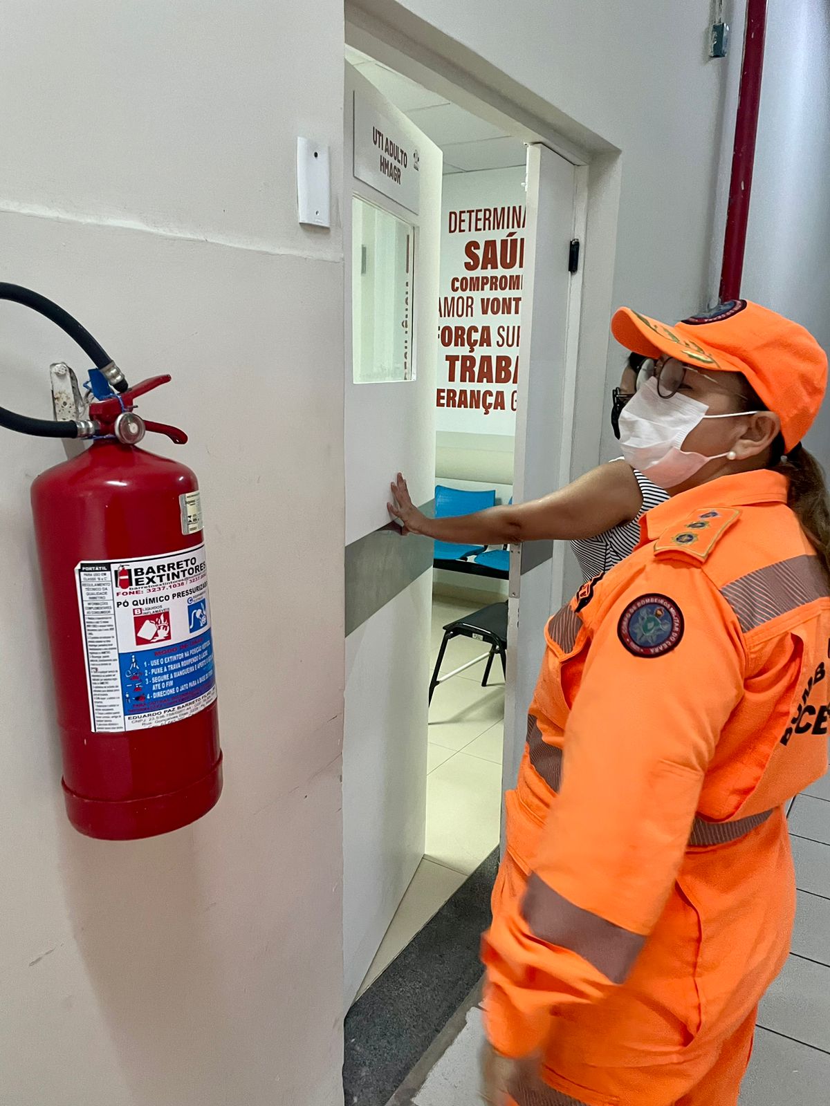 Corpo de Bombeiros realiza inspeção preventiva no Hospital Municipal de Caucaia