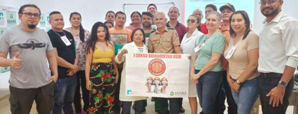 Corpo de Bombeiros treina brigada de incêndio no Hospital Mental de Fortaleza