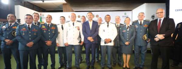 Corpo de Bombeiros celebra a promoção de três novos coronéis