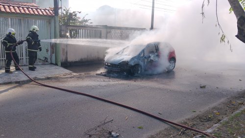 CBMCE registrou 263 incêndios de veículos no primeiro semestre de 2025