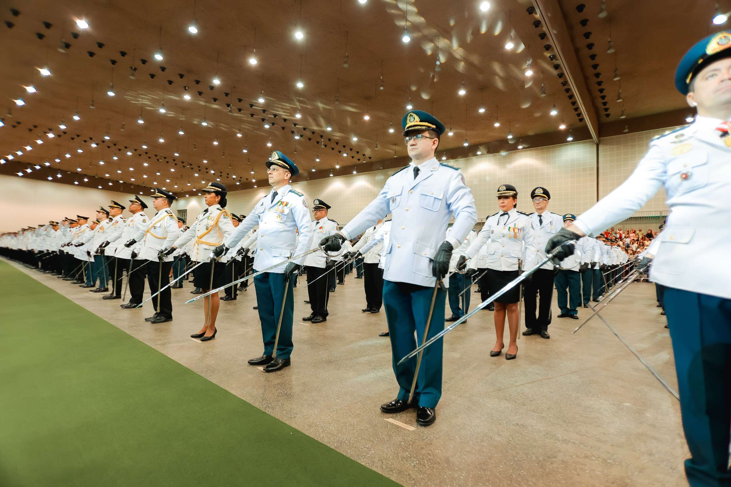Solenidades de Promoções 2025 reforçam valorização e ascensão profissional no CBMCE