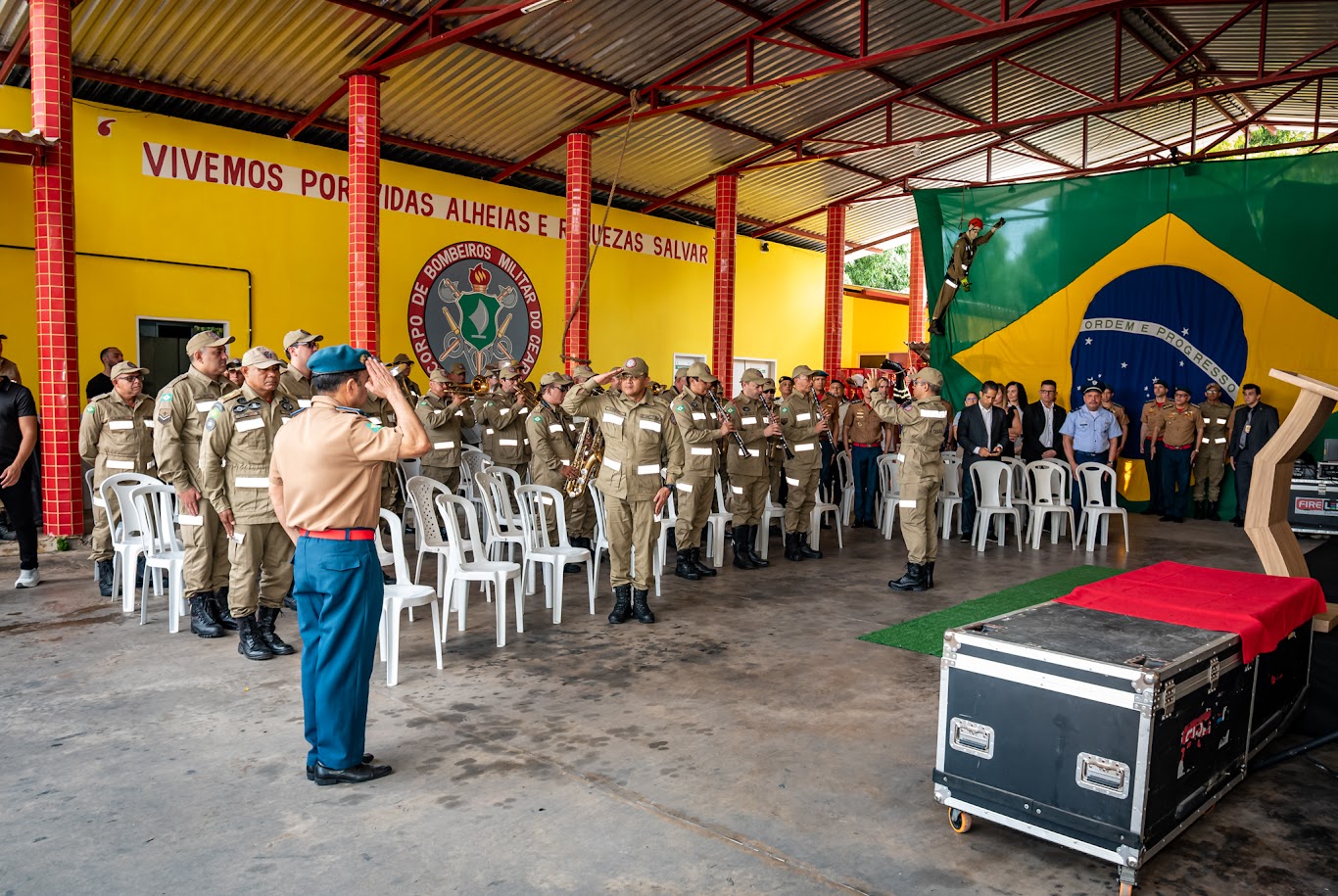 24  anos de vida alheia e riquezas salvar | 3ª Companhia do 1º Batalhão – Bombeiros Militares da Messejana