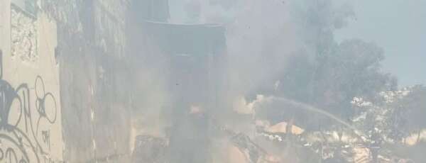 incêndio em reciclagem